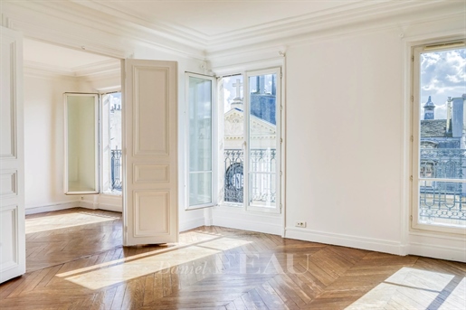 Paris 4. Arrondissement – Eine 3-Zimmer-Wohnung, die möbliert vermietet wird