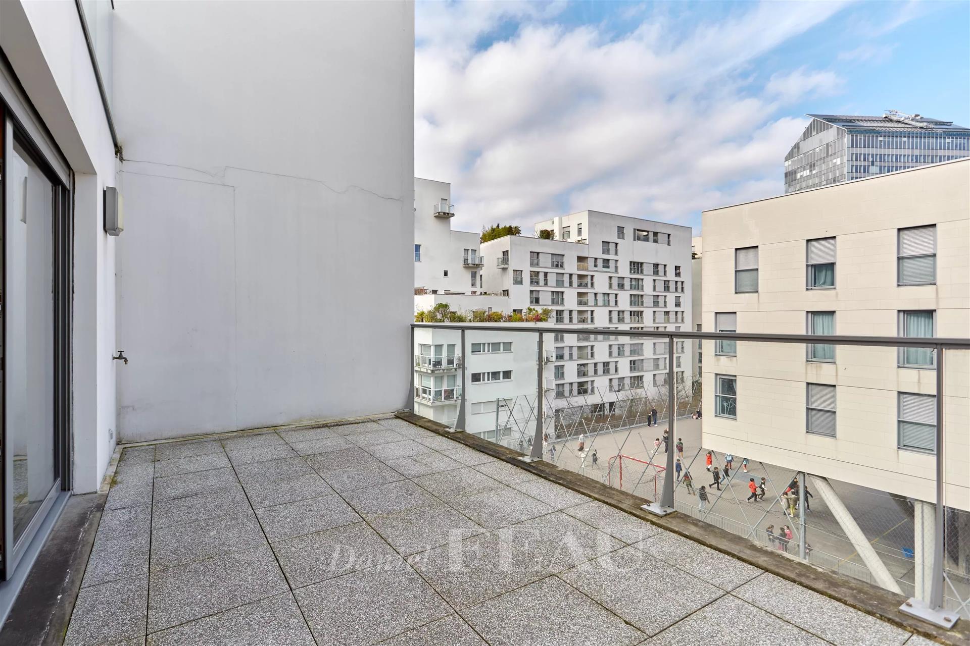 Boulogne-Billancourt – A 3-bed apartment with terraces