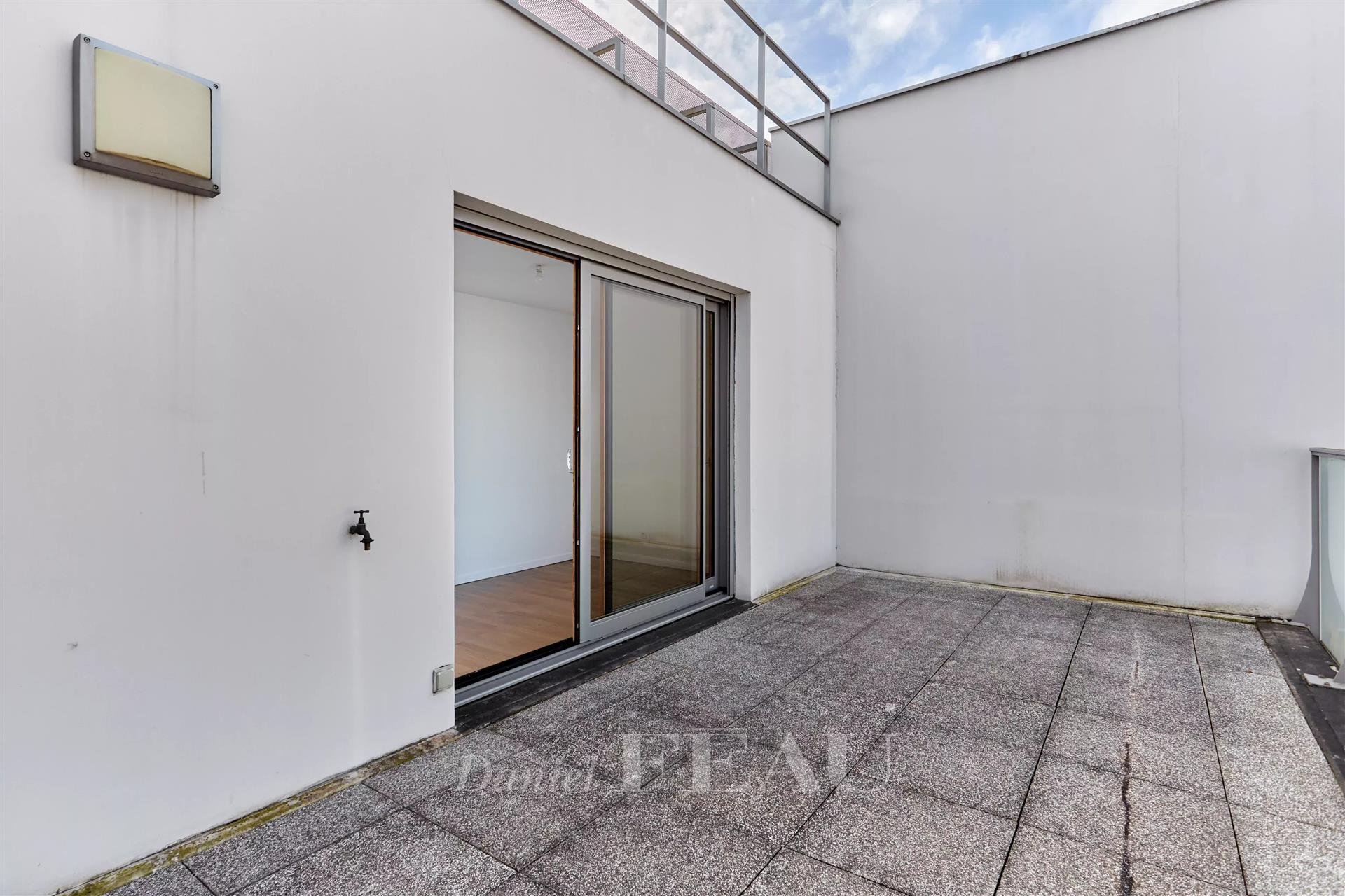 Boulogne-Billancourt – A 3-bed apartment with terraces