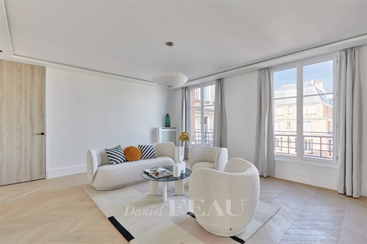 Parijs 6e arrondissement – Een licht appartement met 4 slaapkamers