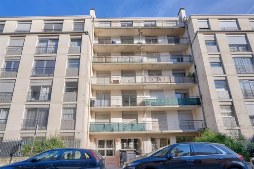 Boulogne-Billancourt - Een appartement met één slaapkamer en een terras