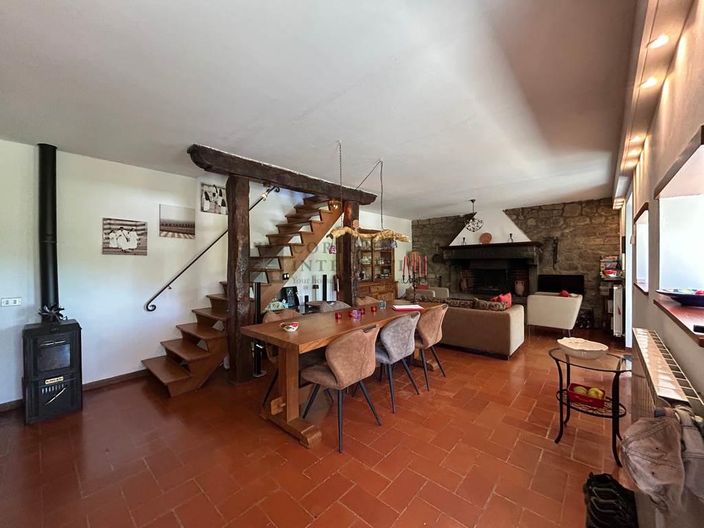 Purchase: Apartment (52043)