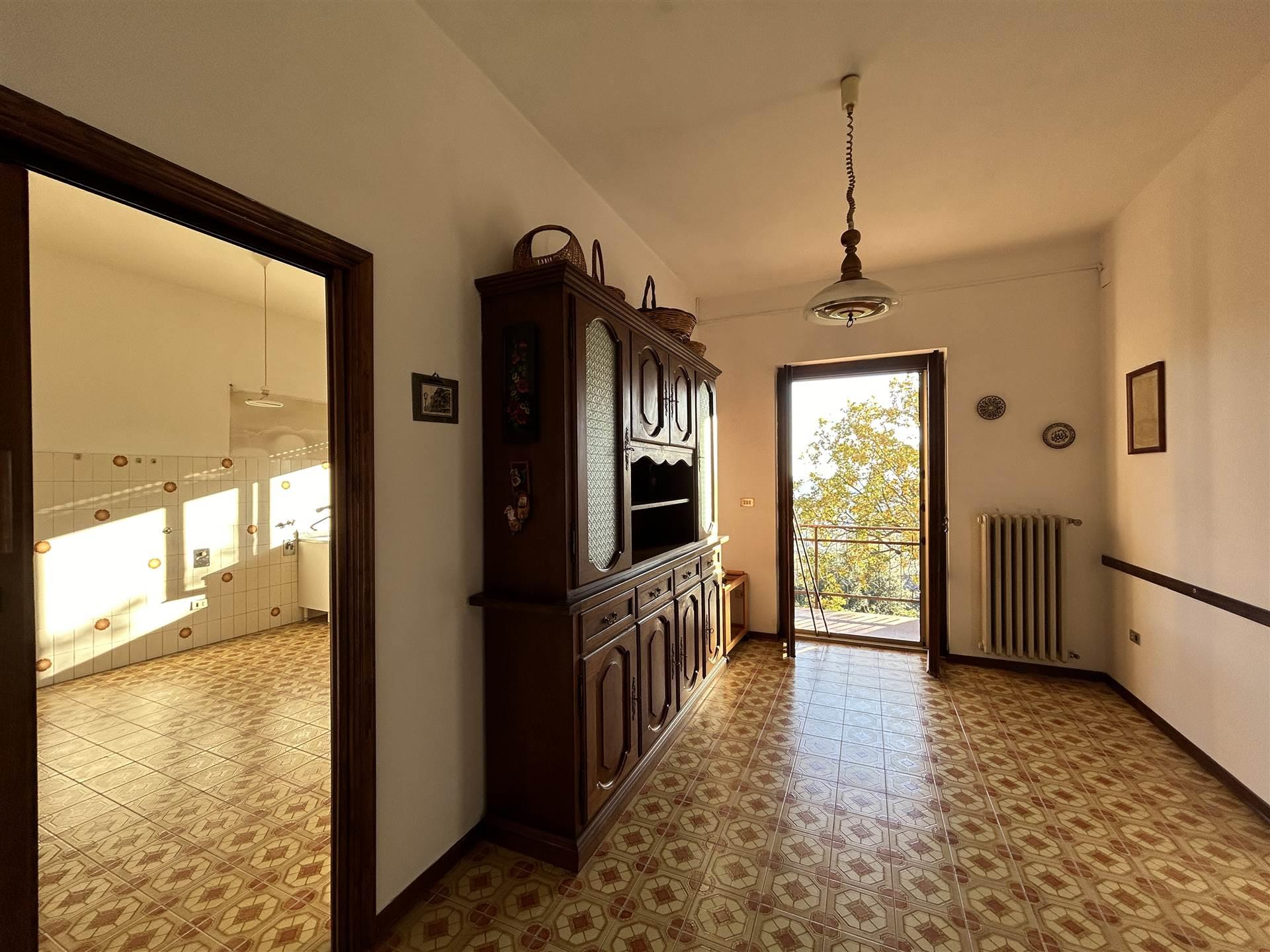 Purchase: Apartment (52043)