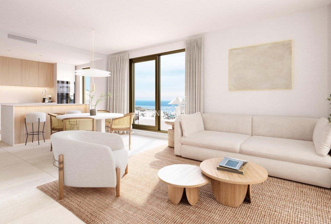 Purchase: Apartment (03570)