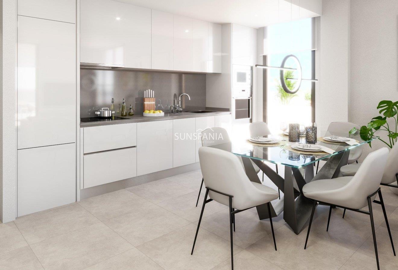 Purchase: Apartment (04621)