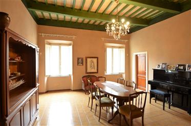 Tuscany, Pitigliano, apartment in historic building.