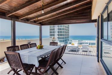 פנטהאוז דופלקס עם נוף מדהים לים -  5 חדרים