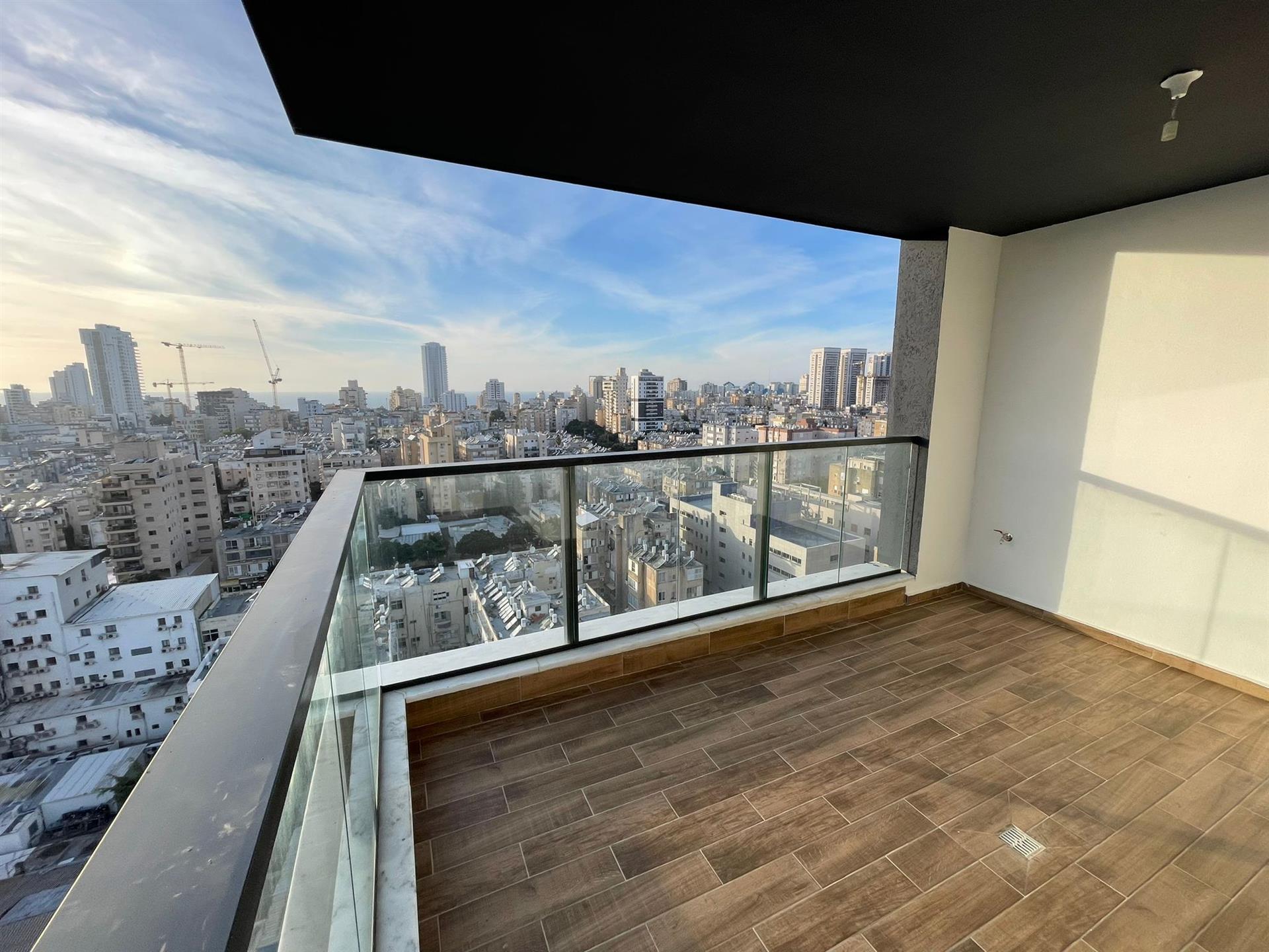 Nice apartment in  the city center
