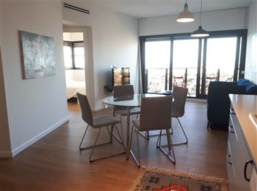 Dizengoff Tower - Sea View - 2 Rooms