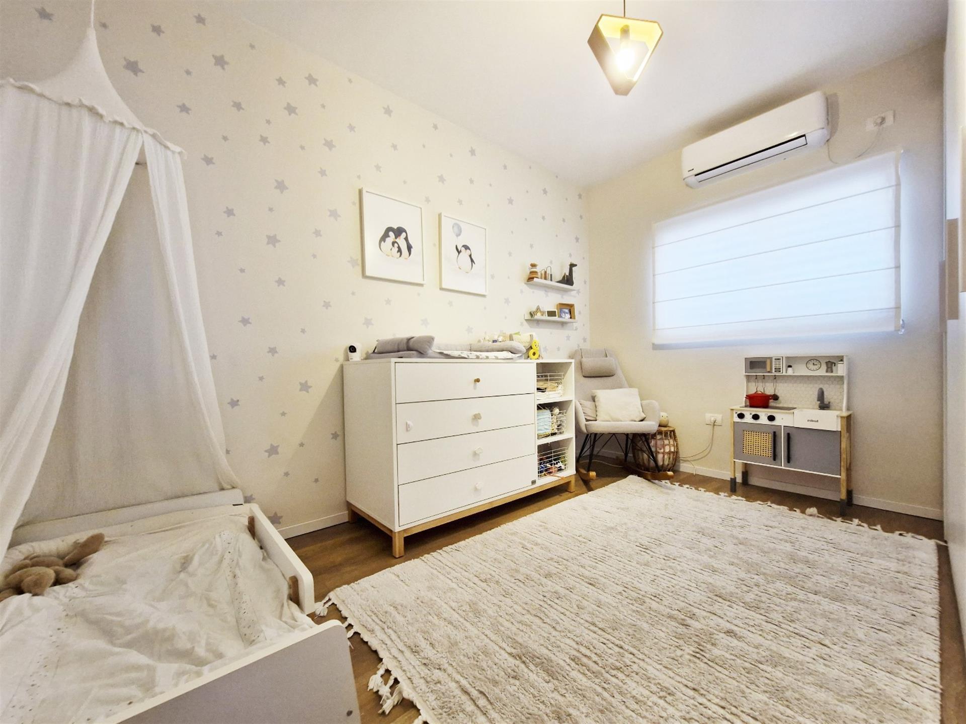 Nice 3 Rooms in Nahalat Yitshak