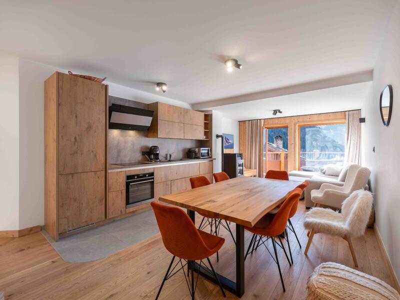 Two-Bedroom Apartment - Double Exposure