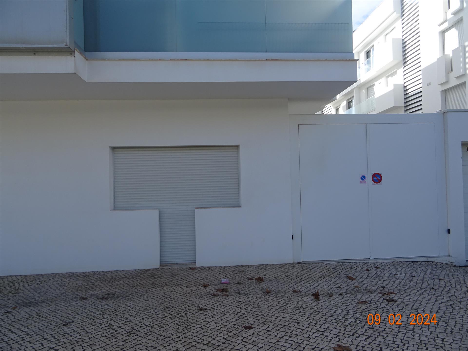  T1 begane grond met eigen garage, op een van de beste locaties in Nazaré