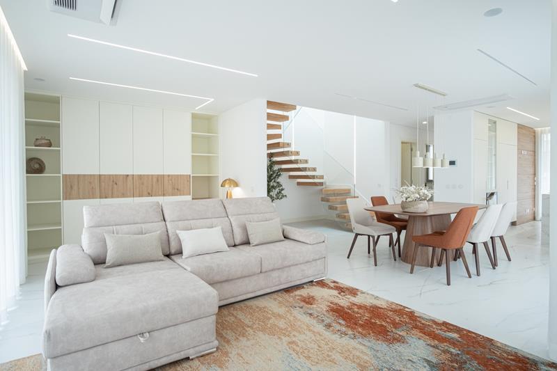 Villa with modern architecture under construction located in Rio Maior