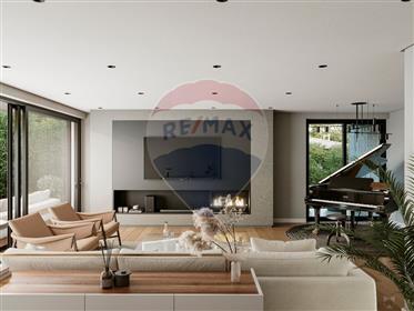 Luxury 3 bedroom villa for sale in Salir do Porto
