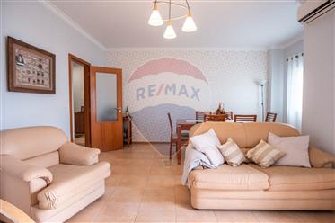 3 bedroom apartment for sale in Areal