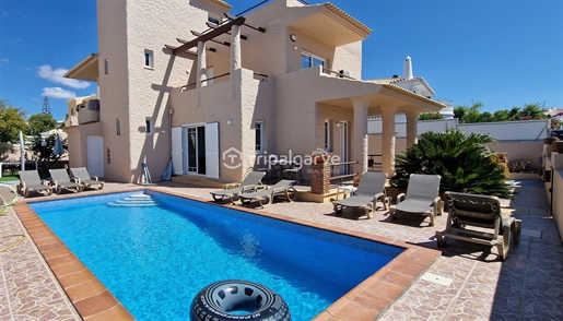 Charming Algarve 3 bedroom villa in Galé, Albufeira