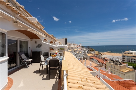 Apartment with stunning sea views in Albufeira