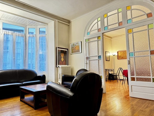 City center - Very nice apartment with character with balcony and parking