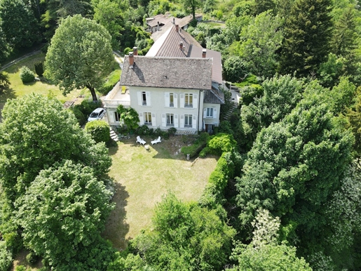 Property With A View Between Geneva And Lyon Near Lake Bourget