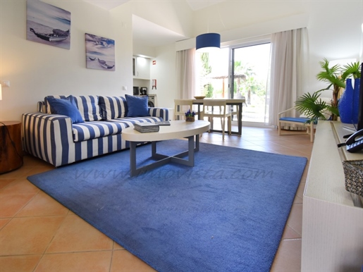 Apartamento T1 + 1 em Resort Turístico de Luxo perto do Campo de Golfe e as Praias do Algarve.