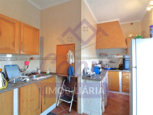 1+1 bedroom house with land in Olhão