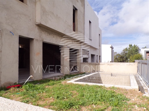 Offer Of The Deed | Townhouse T3 | Swimming pool | Alto das Vinhas - Sesimbra