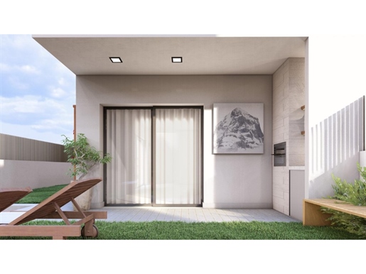 Casa 4 habitaciónes, Duplex Venta Seixal