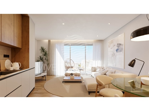 Apartamento T1 Duplex c/ varanda, a 350m das praias urbanas da Costa da Caparica.