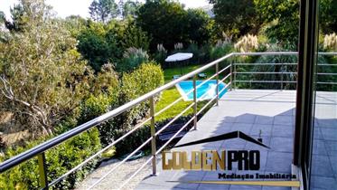 Magnifique villa de luxe de V5 avec piscine - Amarante