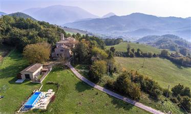 Charming Rural Parish With Spectacular Views In Marche