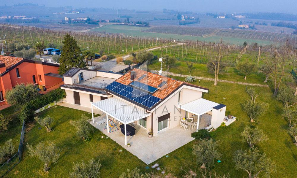 Luxury Modern Villa with Vineyard Views in Veneto, Italy