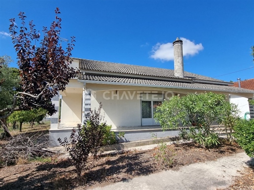 3 bedroom villa with garage, close to Ourém, Central Portugal