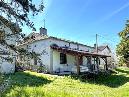Beautiful property in need of renovation: three houses and outbuildings on 4.5 ha of meadows and woo