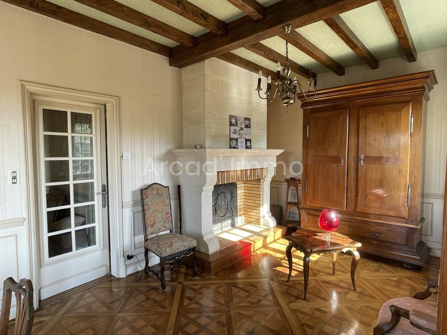 Beautiful house 4 bedrooms with outbuilding and an enclosed garden.
