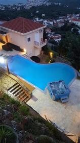 Villa for sale in Elounda