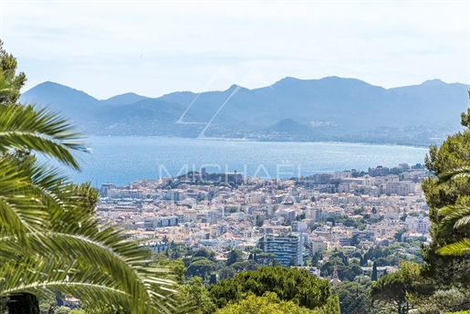 Cannes - Californië - Panoramisch uitzicht op zee