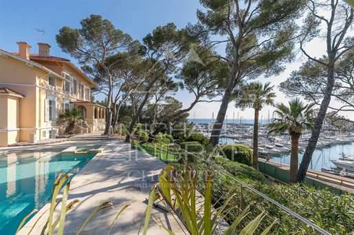 Zwischen Cannes und Saint Tropez - Renovierte Belle-Epoque-Villa -