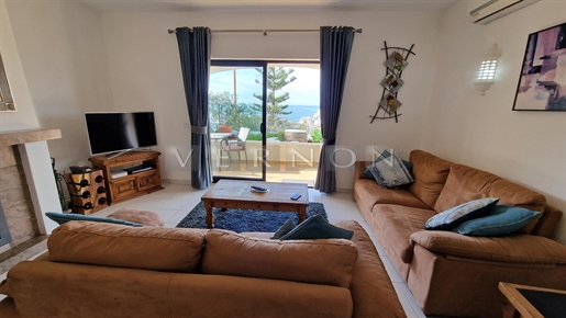 Algarve Carvoeiro, para venda apartamento T2 com magnifica vista mar, jardim, piscina no Monte Doura