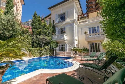 Beausoleil - Prachtige Belle Epoque villa op 5 minuten lopen van Monaco
