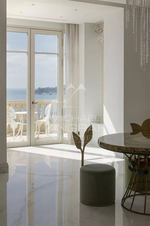 Luxe villa aan de rand van Monaco