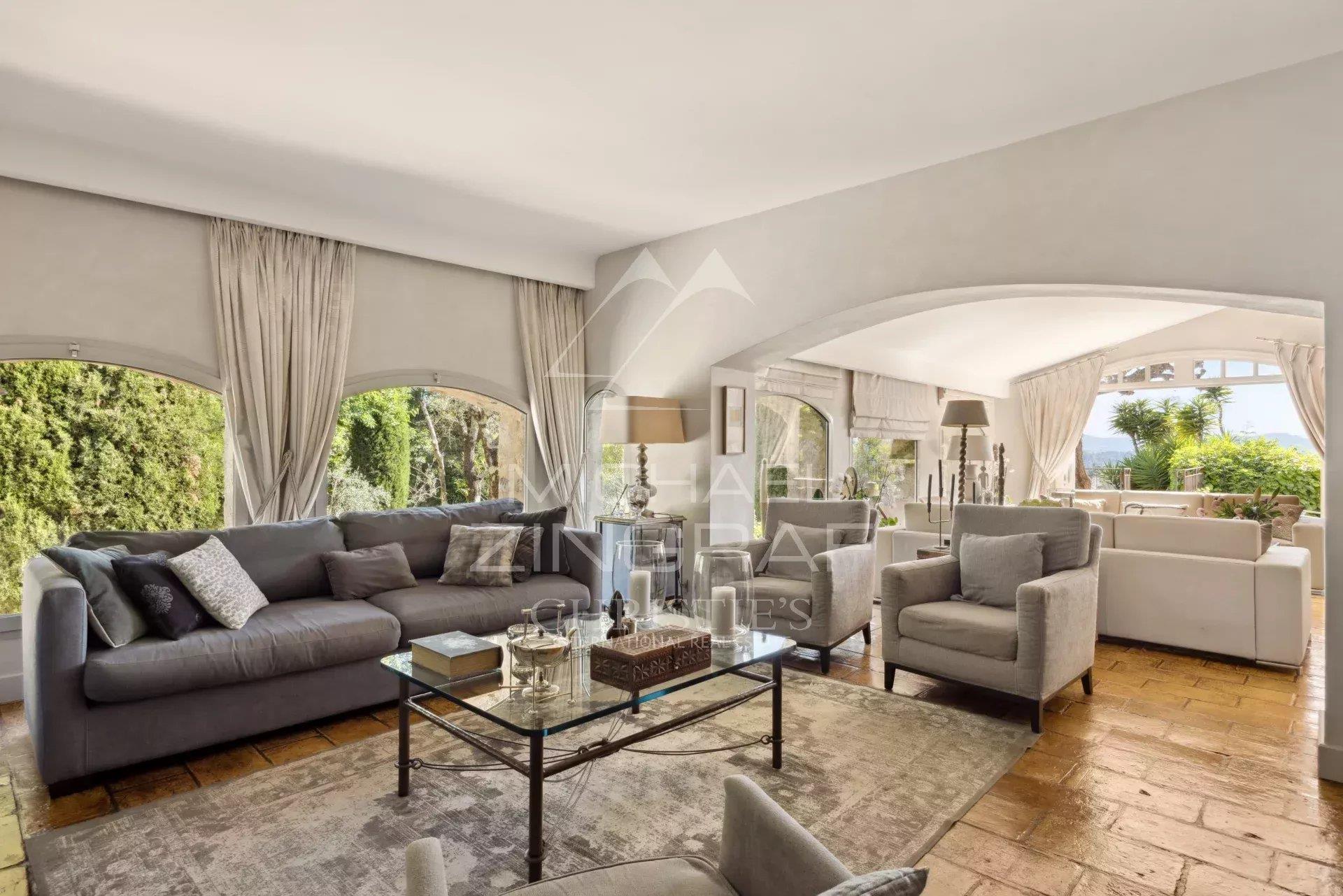 5 minutes from Mougins - Charming provencal mas