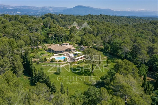 Exceptional property of 3.2 hectares