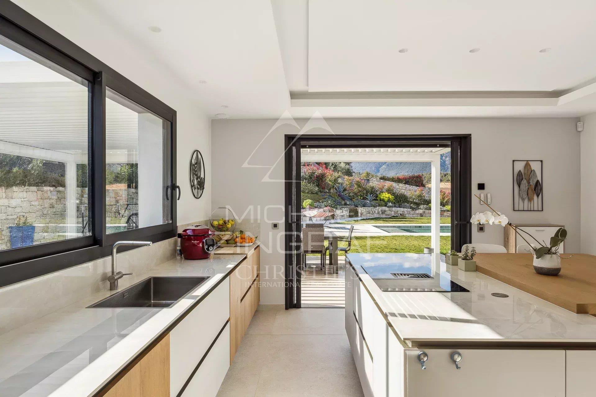 Contemporary Villa in a Prestigious Area of Roquefort-les-Pins