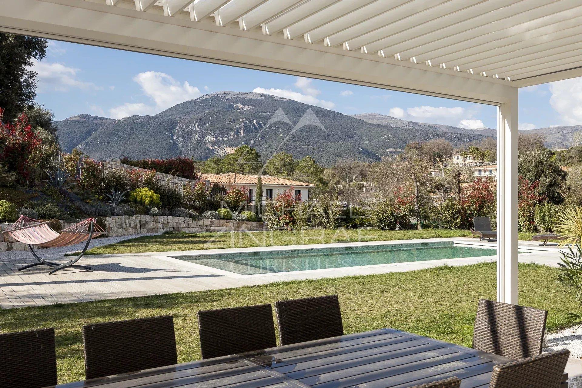Contemporary Villa in a Prestigious Area of Roquefort-les-Pins