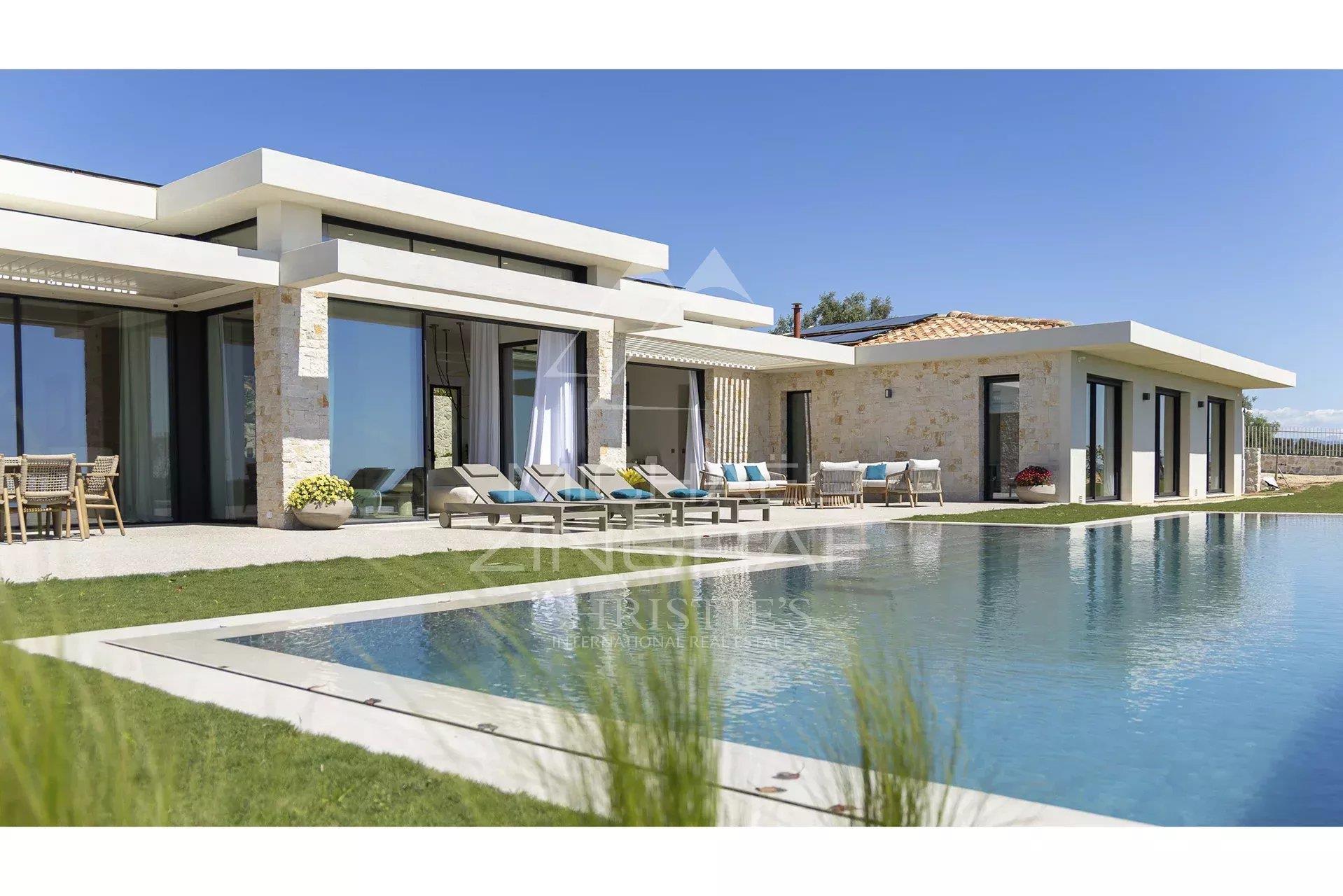Ultimate Prestige with Timeless Sea Views