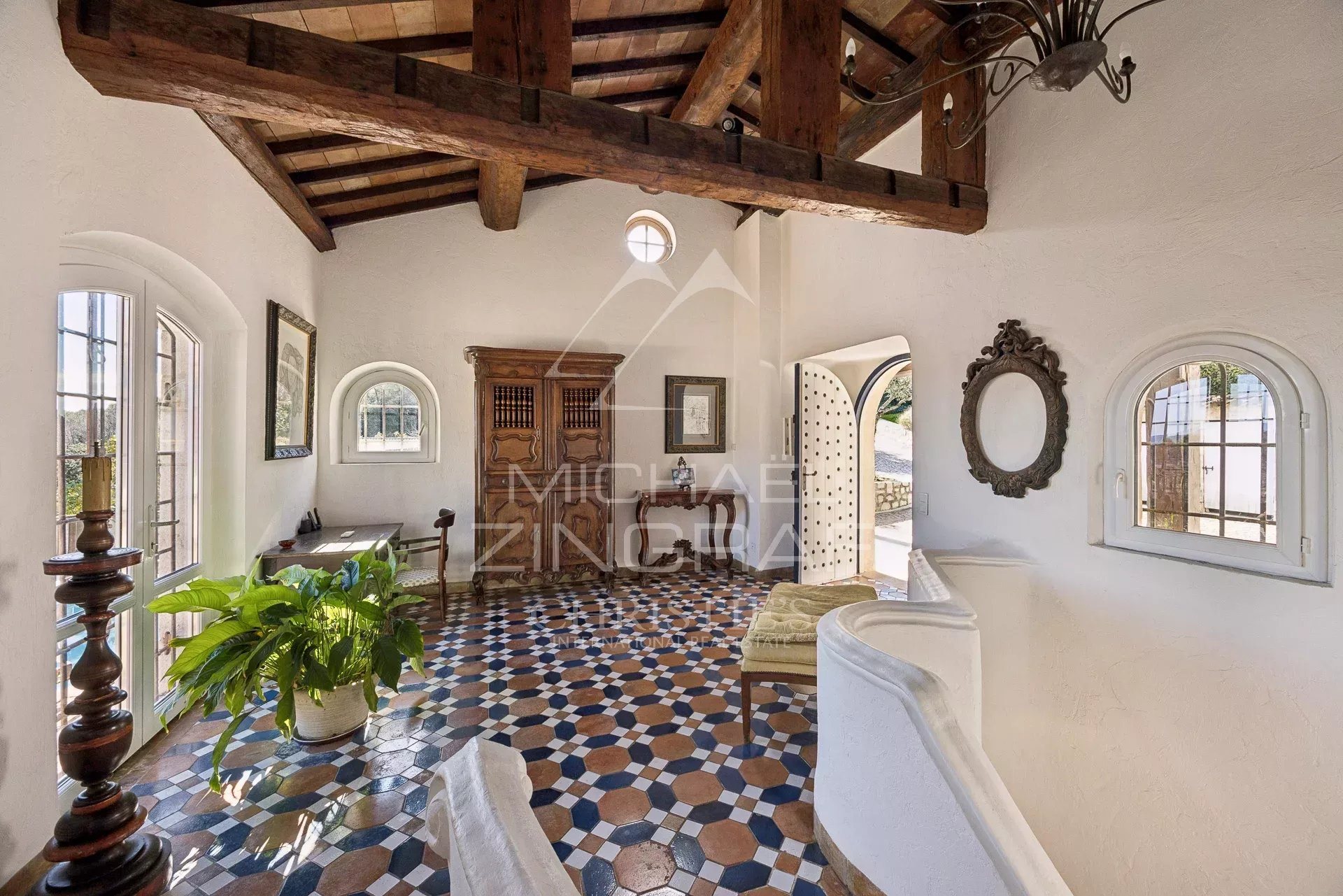 Maison à vendre, 437m², La Colle-sur-Loup