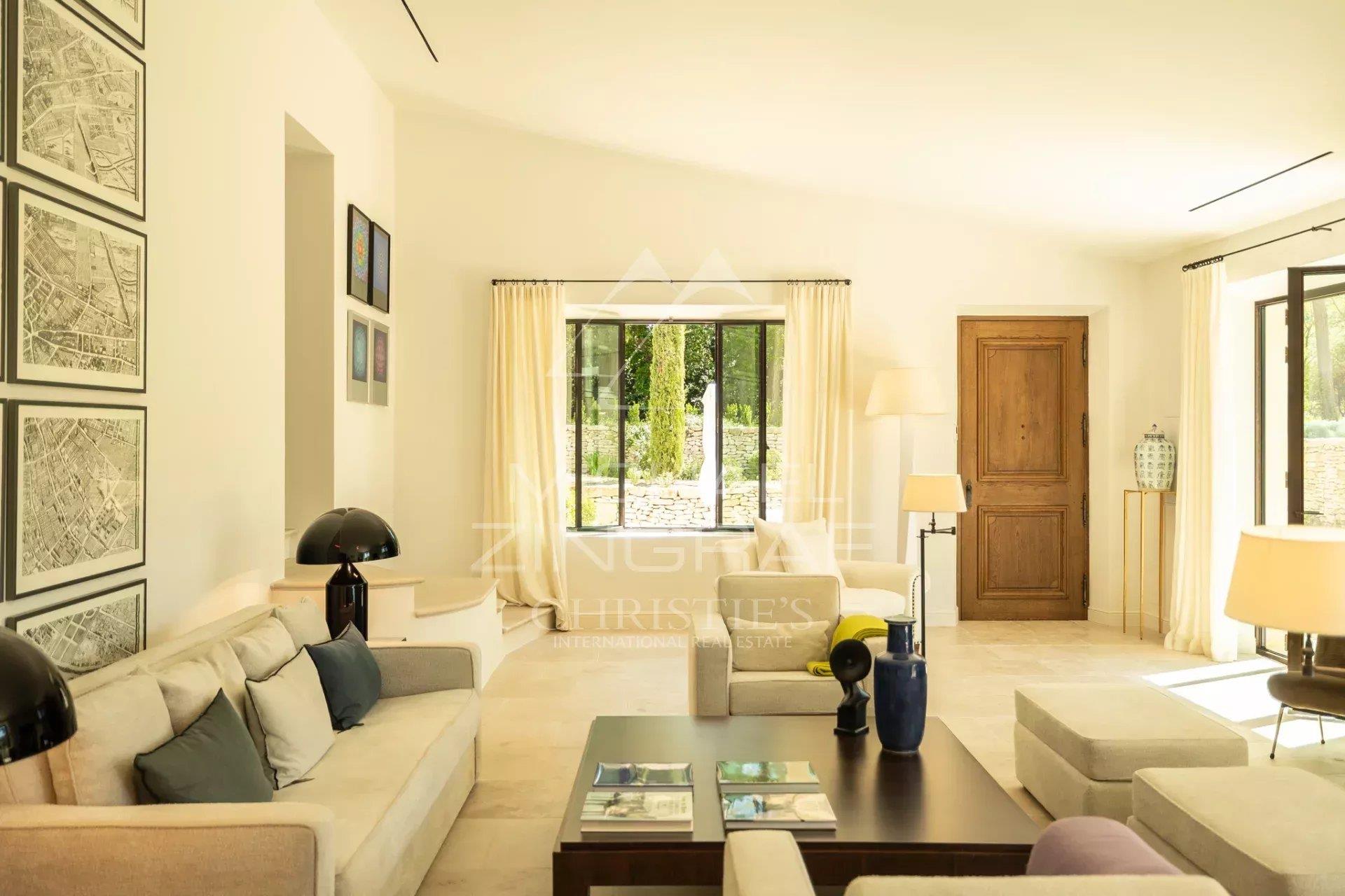 Ménerbes - Exceptional country house with panoramic view