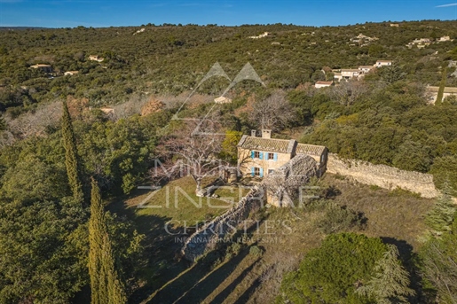 Old Provencal Shepherd To Renovate - Panoramic View - Building Land