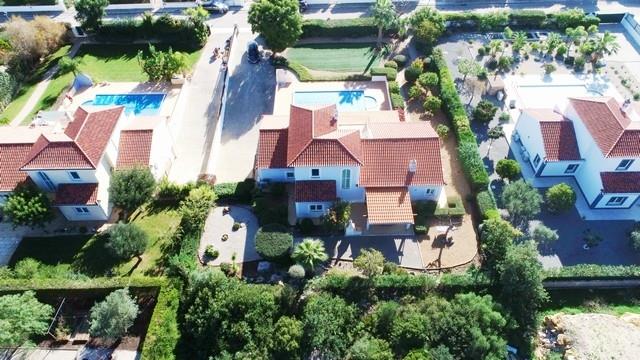 Huis 4 slaapkamers Te koop in Quelfes,Olhão