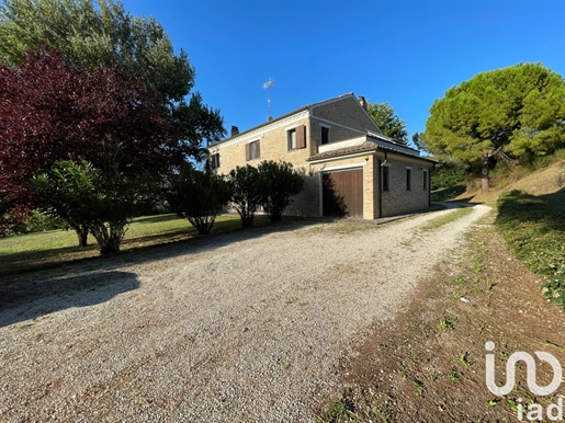 Vendita Casa indipendente / Villa 250 m² - 4 camere - Monte Urano